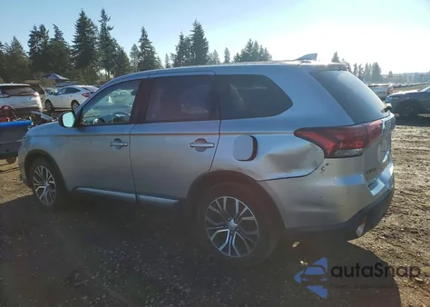 2018 Mitsubishi Outlander Es z USA, uszkodzony, nr VIN JA4AD2A35JJ004211